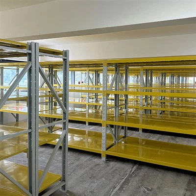 Industrielt reol for middels bruk