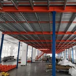 Mezzaninstativ i industrielt stål